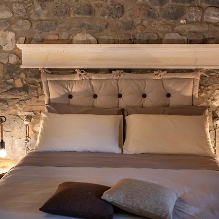 Casa Al Maestro B&B Radicofani Bagian luar foto