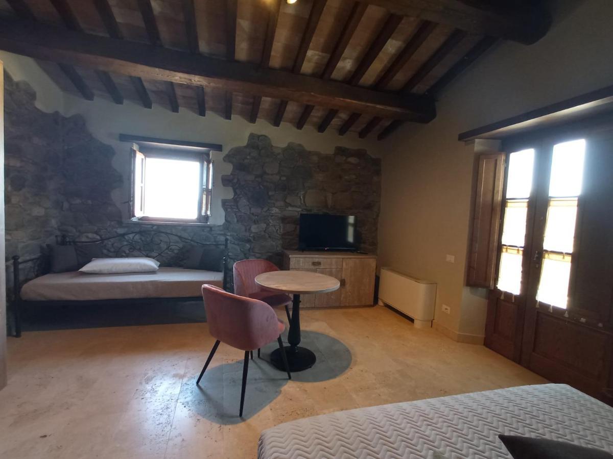 Casa Al Maestro B&B Radicofani Bagian luar foto