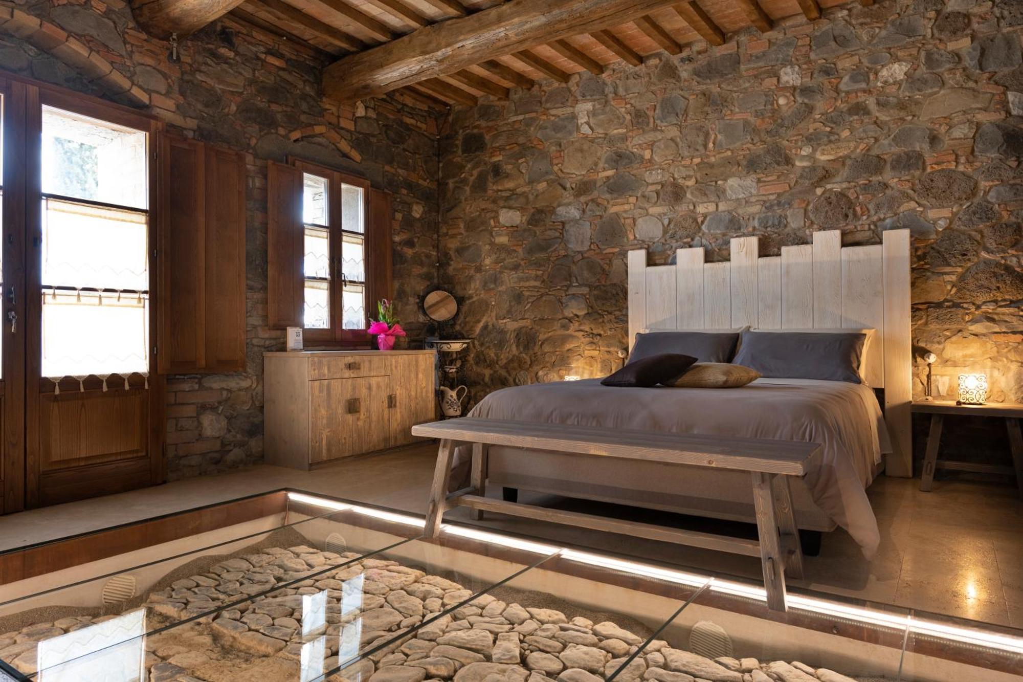 Casa Al Maestro B&B Radicofani Bagian luar foto
