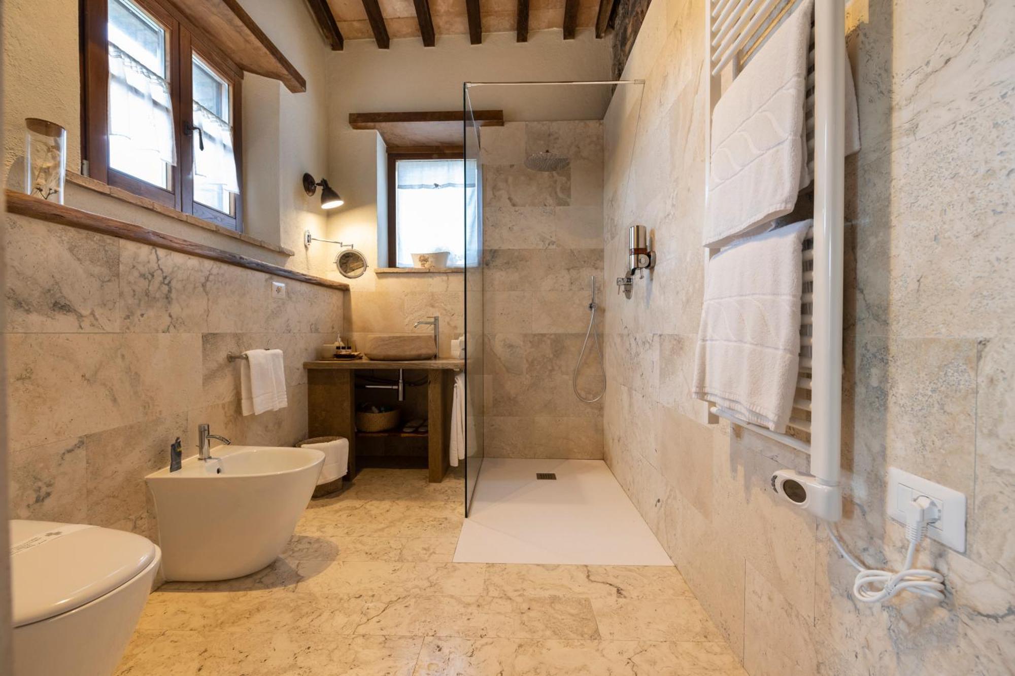 Casa Al Maestro B&B Radicofani Bagian luar foto