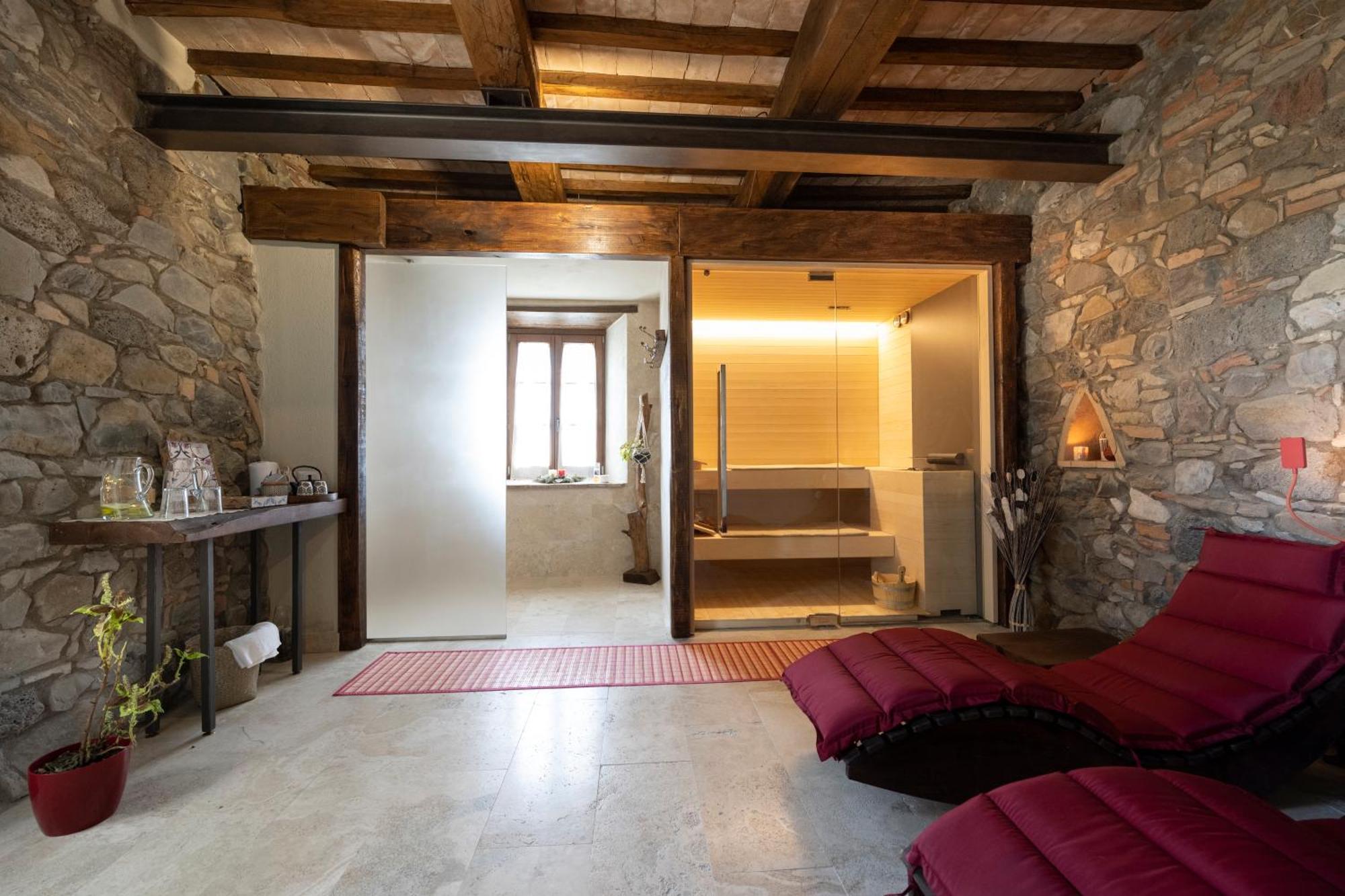 Casa Al Maestro B&B Radicofani Bagian luar foto