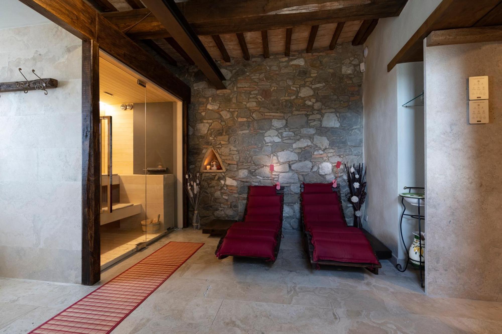 Casa Al Maestro B&B Radicofani Bagian luar foto